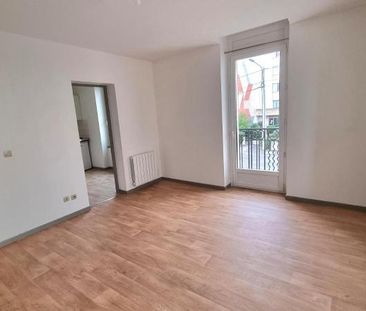Location Appartement 2 pièces 38m² CLERMONT FERRAND 63000 - Photo 2