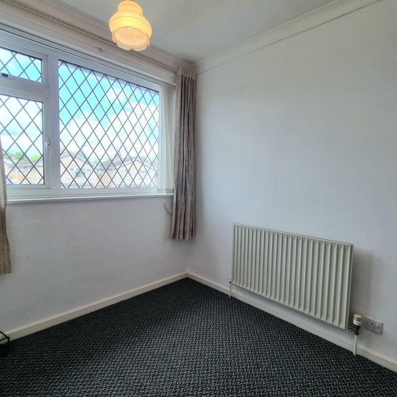 Howard Close - Photo 1