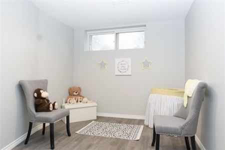 For Lease - 358 Adelaide Avenue, Oshawa, Ontario - Photo 4