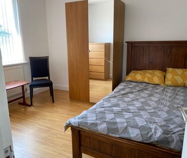1 Bed Flat, Brangbourne Road, BR1 - Photo 4