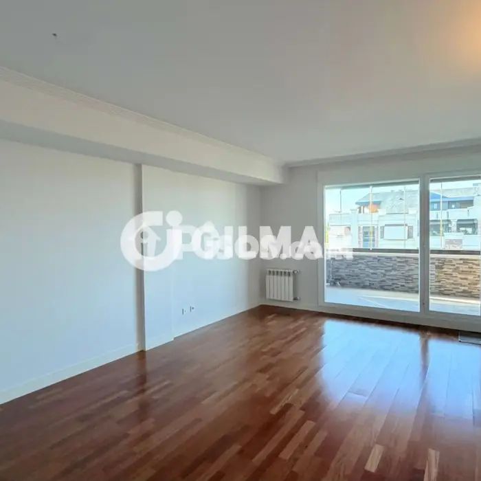 Piso en alquiler en Majadahonda - Photo 1