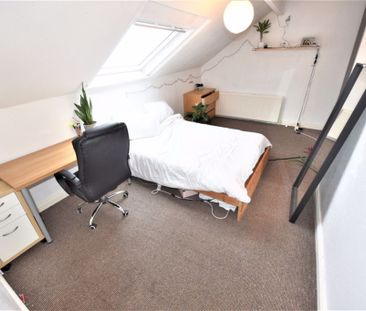 4 bedroom House in Burley Road (4 Bed), Leeds - Photo 5