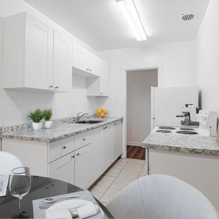 117 Old Forest Hill Road & 725 Eglinton Avenue West - Photo 3