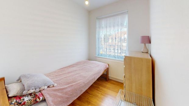 3 bedroom property to rent - Photo 1