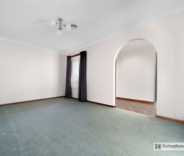 Sought-After Laffing Waters Estate - Photo 1