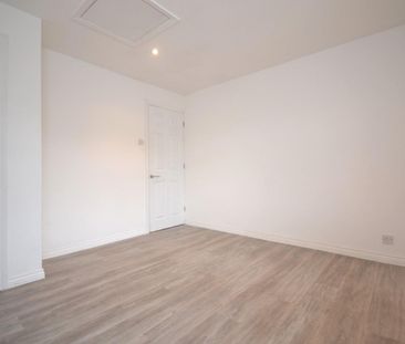 1 bedroom House To Let - Photo 3