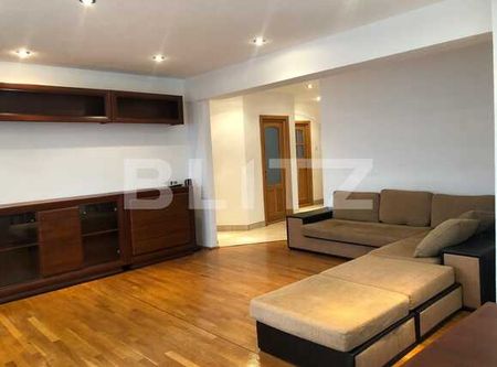 Apartament 4 camere, 120 mp, 3 locuri de parcare, zona UMF - Photo 3