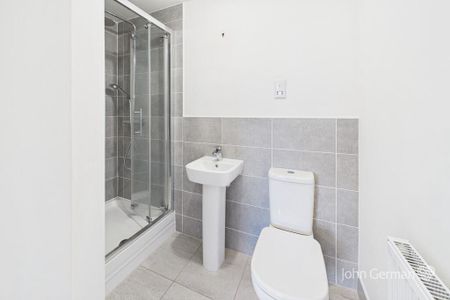 3 bedroom semi-detached to let - Photo 5