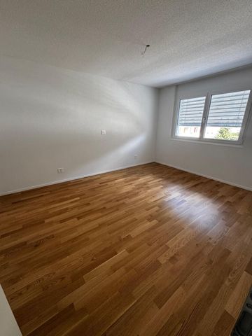 NEW 3.5-ROOM APARTMENT ON THE 1ST FLOOR - Photo 3