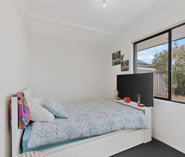 Spacious family home - Photo 4