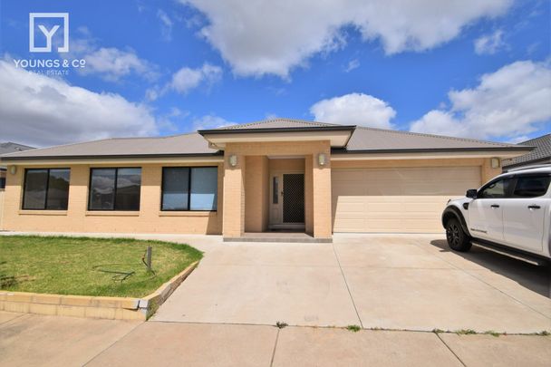 16 Roma Dr, Shepparton - Photo 1