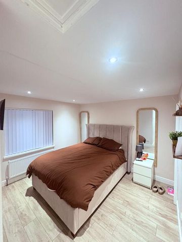 22 Creevy Avenue, Belfast, BT5 7PN - Photo 4