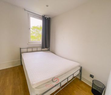 3 bedroom flat to rent - Photo 4