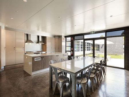 Private Room Accommodation- All Bills Included* - Photo 4