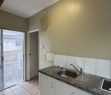 Homely Studio Unit For Rent - Photo 2