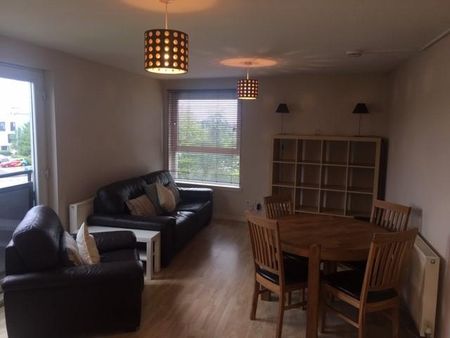 2 bedroom flat to rent - Photo 2
