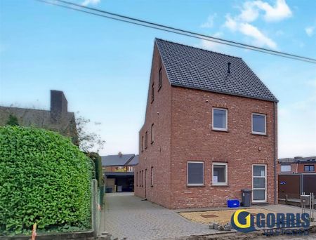 Te huur: Gelijkvloers appartement in Heist-op-den-Berg met 2 slaapkamers - Photo 4