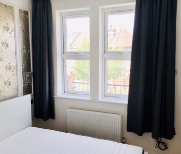 Room in a Shared Flat, Wood Green, N22 - Photo 2