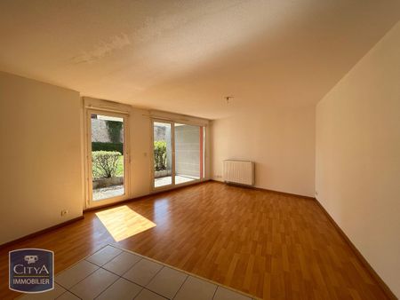 Location Appartement 2 pièces 49m² ST DIE DES VOSGES 88100 - Photo 2