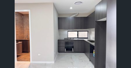 GRANNY FLAT - FOR LEASE - Photo 5