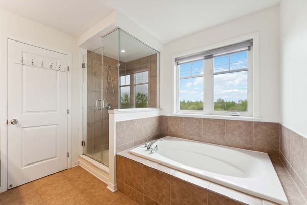 For Lease - 52 Tapadero Avenue, Kanata, Ontario - Photo 1