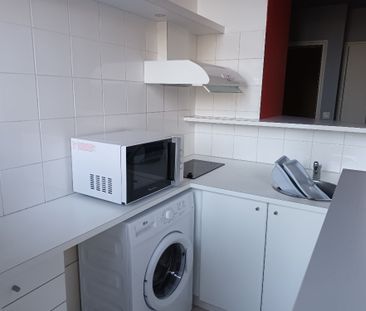Location Appartement 1 pièce 28m² TROYES 10000 - Photo 4