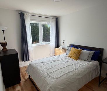 Condo meublé à louer / furnished condo for rent - Photo 3