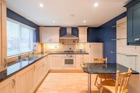 1 Silverwood Court, Lurgan, BT66 6RP - Photo 5