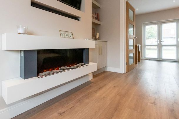 3 bedroom semi-detached house to rent - Photo 1