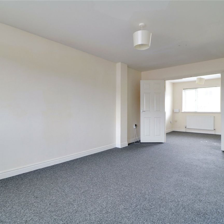 Pine Park, Barton-upon-Humber, Lincolnshire, DN18 5RU - Photo 1