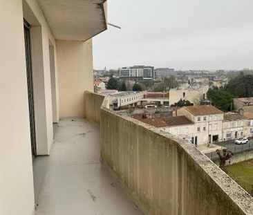 Location Appartement 2 pièces 42m² NIORT 79000 - Photo 6