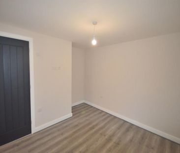 1 Bedroom Apartment To Let - Photo 4