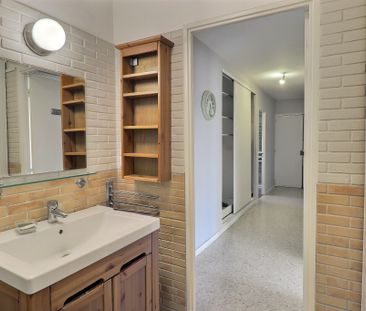 T3 meublé traversant avec vue panoramique - Photo 2