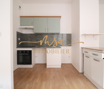 Location Appartement 2 pièces 47m² ROUEN 76000 - Photo 2