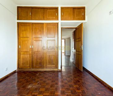 Apartment T3 in São Domingos de Benfica, Lisboa - Photo 2