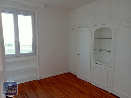 Location Appartement 3 pièces 68m² ST ETIENNE 42000 - Photo 3