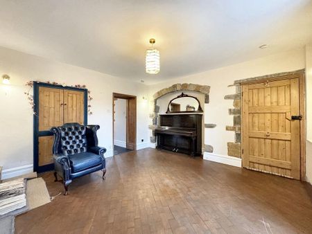 3 bedroom terraced house to rent - Photo 3