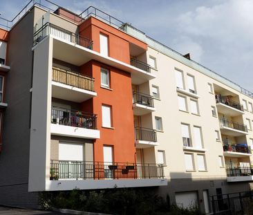location Appartement T2 DE 46.58m² À CORBEIL ESSONNES - Photo 2