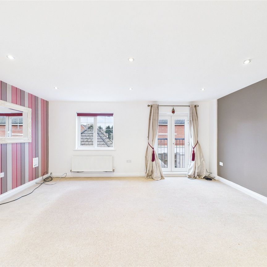 Pascal Crescent, Reading Pascal Crescent, Reading - Photo 2