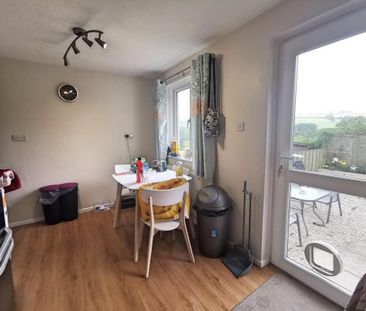 3 bedroom maisonette to rent - Photo 3