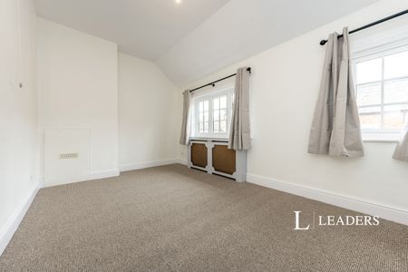 2 bedroom cottage to rent Mill Street, Newport Pagnell, MK16 - Photo 4