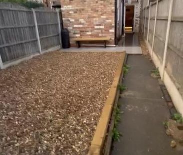 1 bedroom house to rent - Photo 1