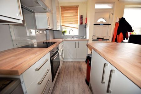 1 bedroom House Share in Harold Walk, Leeds - Photo 5