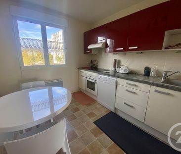 Location Appartement 3 pièces 74m² GRANVILLE 50400 - Photo 4
