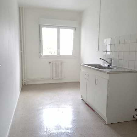 Location : Appartement 2 pièces 50 m2 – MONTBELIARD - Photo 3