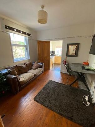 5 bedroom terraced house to rent - Photo 1