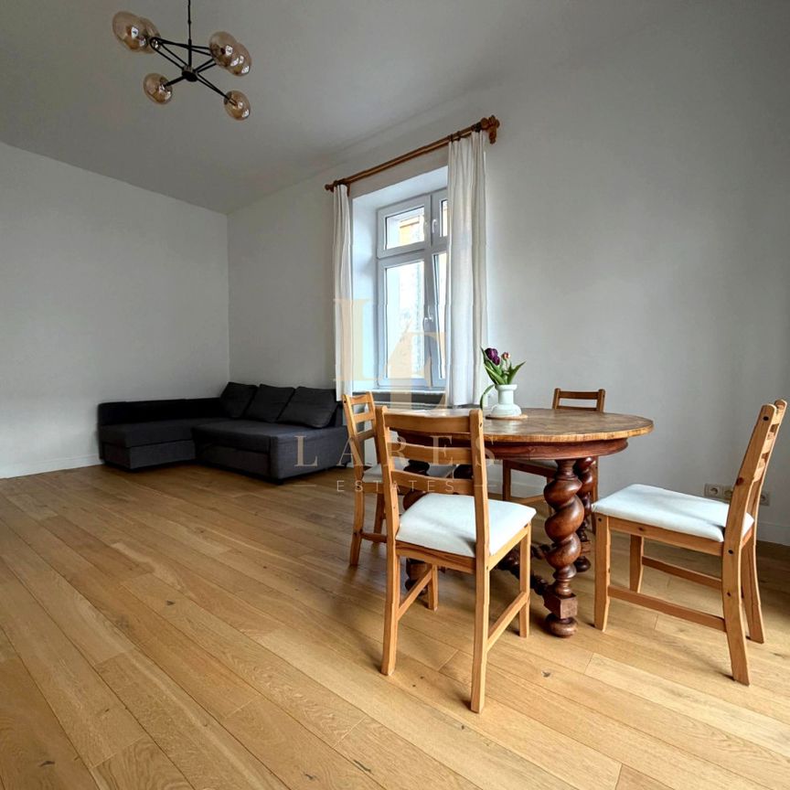 Łazienki Królewskie| Kamienica| 57 m2 - Zdjęcie 1