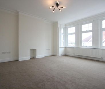 2 bedroom property to rent - Photo 3