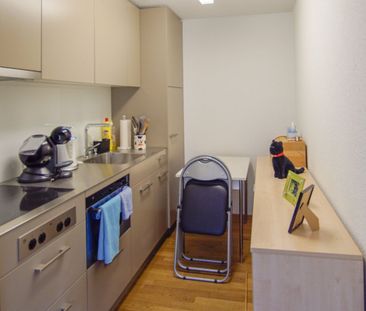 Moderne 1.5 Zi.-Wohnung - in Alterssiedlung im Zentrum - Photo 3