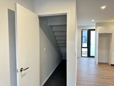 2/30 Frederick Street, Waltham - Photo 4